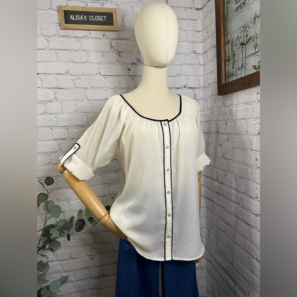 Express button up cream and black trim blouse - Picture 2 of 6